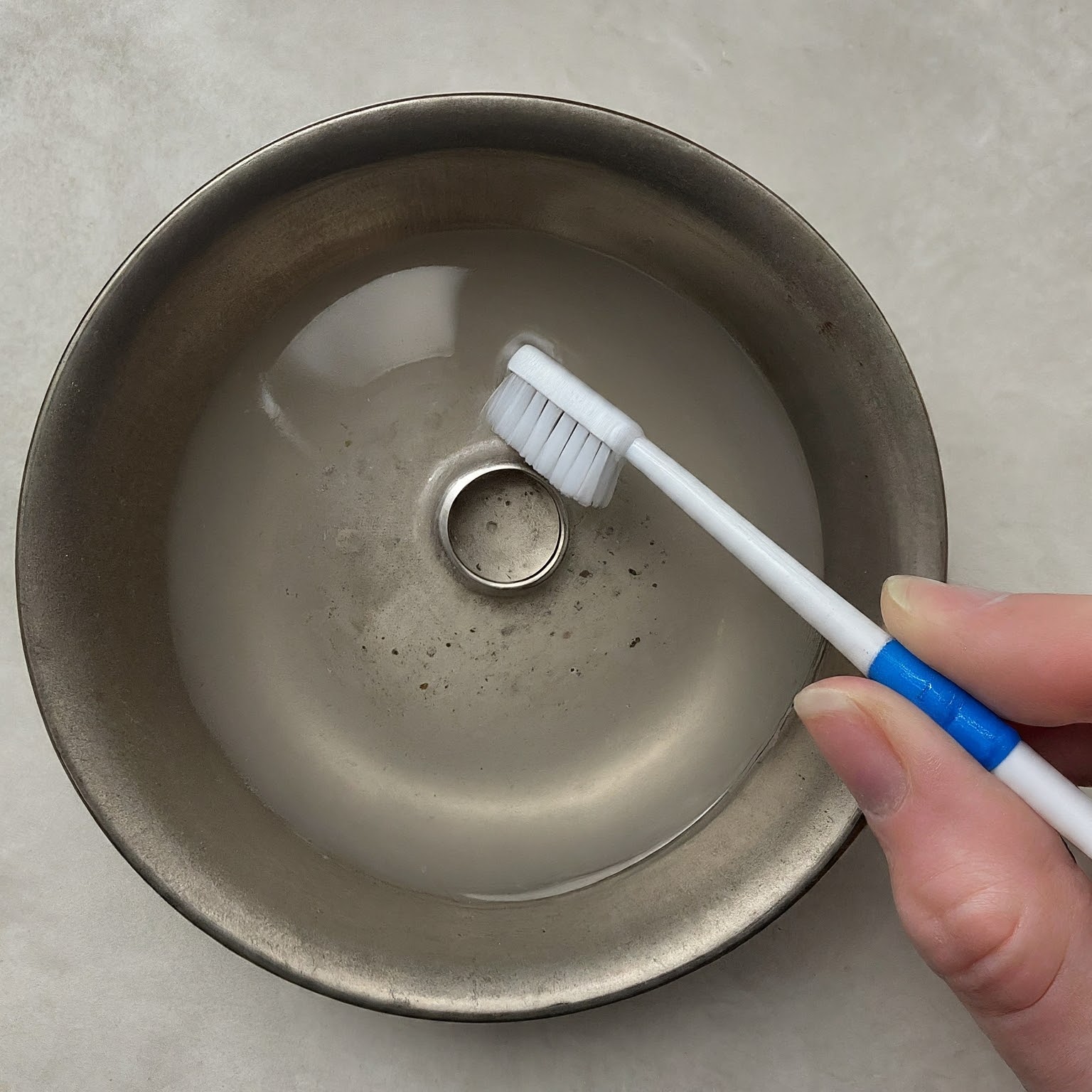 Как почистить серебрянное кольцо